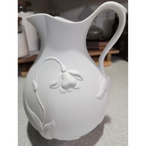 Vintage 1993 MMA Metropolitan  Jonquil 8.5"  Parian Bisque Pitcher Vase